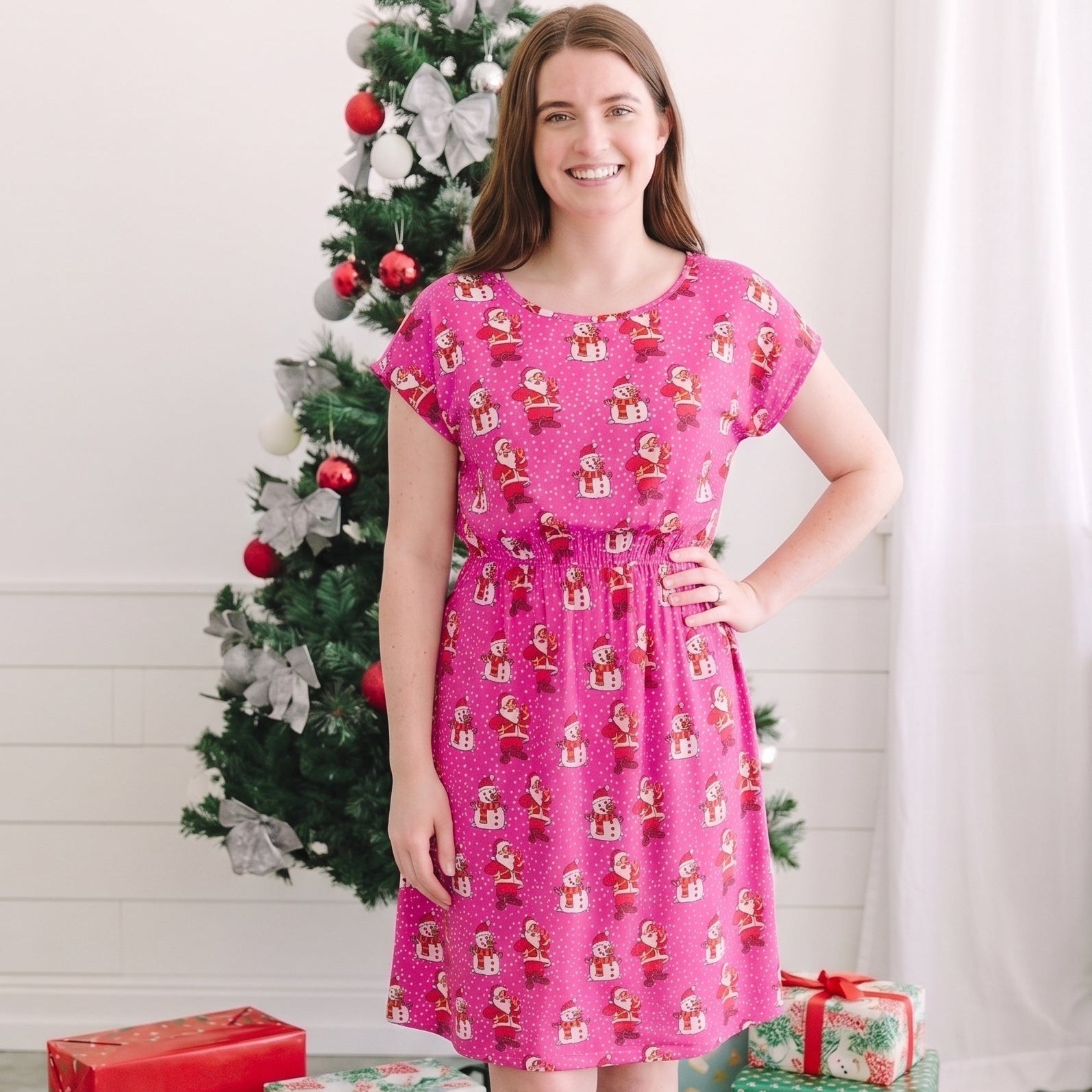 polka_pink_dress_knee.jpg